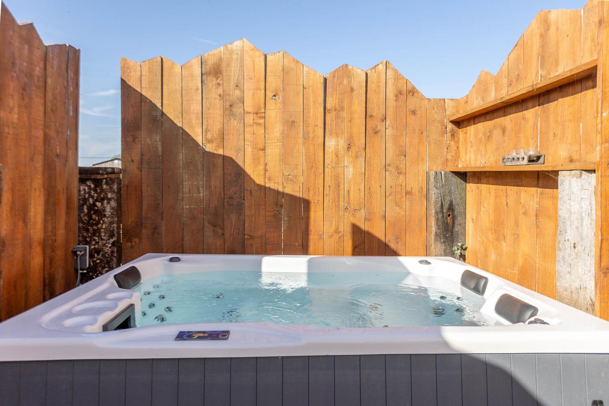 Les Tiny Du Pre Mathy - Logements Insolites Avec Jacuzzi A Profondeville Exterior foto